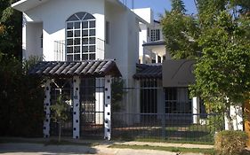 Casa Azul Guesthouse